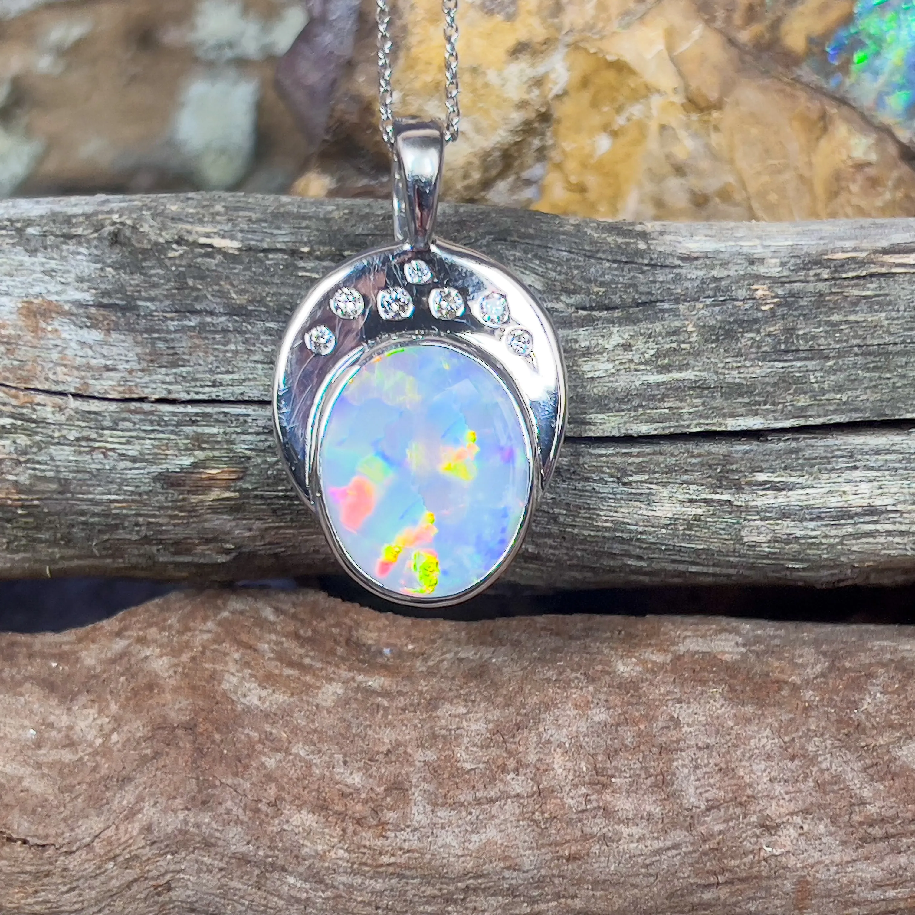 18kt Black Opal Oval 5.8ct and 7 Diamonds pendant enhancer