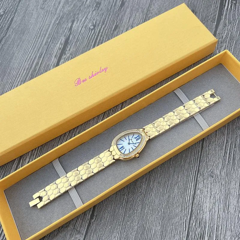 Women's Elegant Fashion Steel Belt Quartz Watch